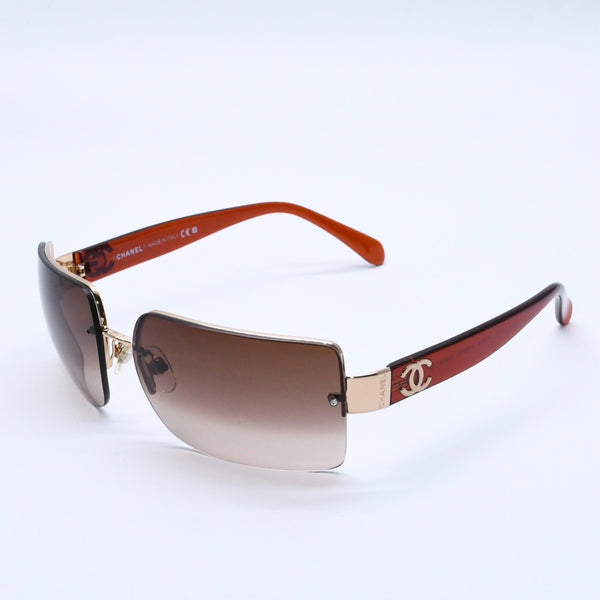 New and unused CHANEL Half Rim Sunglasses Eyewear 4107-B c.125/13 Size 62□15 125 Gold Brown Used 4a004027