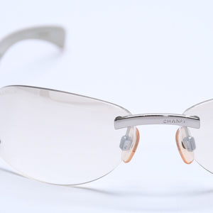 極美品 CHANEL シャネル リムレス サングラス アイウェア 4037 c.124/6I サイズ59□15 125 ココマーク シルバー クリア 中古 4a004070