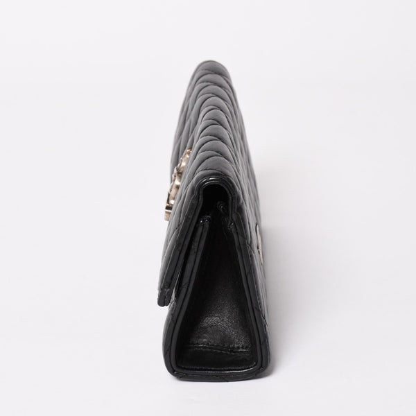 極美品 CHROME HEARTS クロムハーツ ディナーバッグ クラッチバッグ ラージダガー マトラッセ ラムスキン ブラック 中古 4a004093