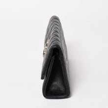 Load image into Gallery viewer, 極美品 CHROME HEARTS クロムハーツ ディナーバッグ クラッチバッグ ラージダガー マトラッセ ラムスキン ブラック 中古 4a004093