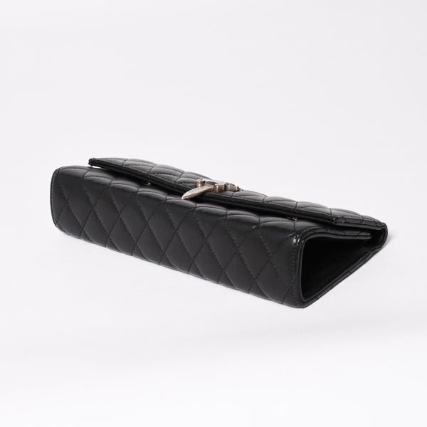 極美品 CHROME HEARTS クロムハーツ ディナーバッグ クラッチバッグ ラージダガー マトラッセ ラムスキン ブラック 中古 4a004093