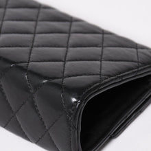 Load image into Gallery viewer, 極美品 CHROME HEARTS クロムハーツ ディナーバッグ クラッチバッグ ラージダガー マトラッセ ラムスキン ブラック 中古 4a004093