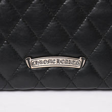 Load image into Gallery viewer, 極美品 CHROME HEARTS クロムハーツ ディナーバッグ クラッチバッグ ラージダガー マトラッセ ラムスキン ブラック 中古 4a004093
