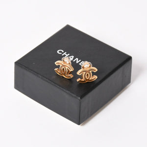 極美品 CHANEL シャネル ココマーク イヤリング 重量約5.89g 05A刻印 ゴールド ブラウン メタル GP 両耳用 中古 4a003129