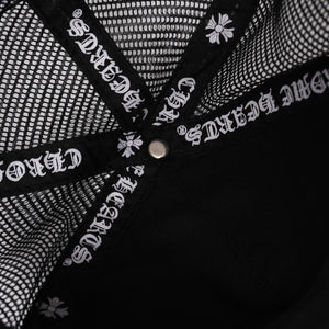 極美品 CHROME HEARTS クロムハーツ ベースボールキャップ CHクロス 刺繍 トラッカーキャップ 帽子 ブラック 4a004103