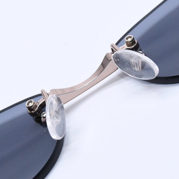 Mint condition Christian Dior sunglasses, black lenses, model 3614/S, gold temples, size 53.◻16 130 Used 4a004142