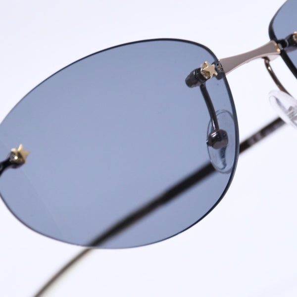 Mint condition Christian Dior sunglasses, black lenses, model 3614/S, gold temples, size 53.◻16 130 Used 4a004142