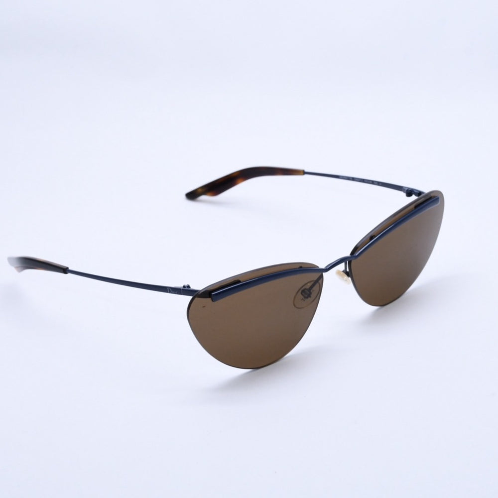 Mint condition Christian Dior sunglasses, navy temples, brown lenses, QS0YJ 62◻14 135 Used 4a004135