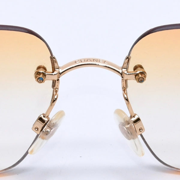 CHANEL Rimless Sunglasses Eyewear 4017-D c.125/56 Size 62□17 120 Coco Mark Rhinestone Good Condition Used 4a004033