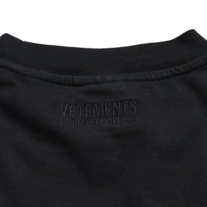 極美品 VETEMENTS ヴェトモン Tシャツ POLIZEI リフレクター ブラック サイズ S コットン UA53TR450B 中古 4a004124