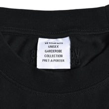 画像をギャラリービューアに読み込む, 極美品 VETEMENTS ヴェトモン Tシャツ POLIZEI リフレクター ブラック サイズ S コットン UA53TR450B 中古 4a004124