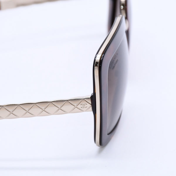 CHANEL シャネル ブラウン ゴールドフレーム Sunglasses サングラス 5369 53◻︎21 135 美品 中古 4a004060
