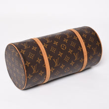 Load image into Gallery viewer, LOUIS VUITTON ルイヴィトン パピヨン30 ハンドバッグ M51385 筒型 モノグラム PVC レザー ブラウン 美品 中古 4a004175
