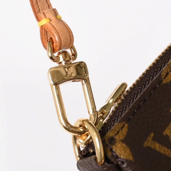 極美品 LOUIS VUITTON ルイヴィトン ポシェット アクセソワール アクセサリーポーチ M51980 モノグラム ブラウン レザー PVC 中古 4a004209