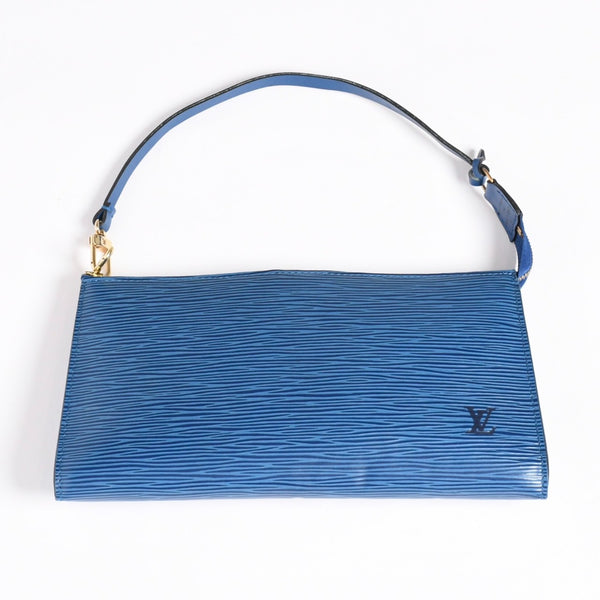 極美品 LOUIS VUITTON ルイヴィトン ポシェット アクセソワール ワンショルダーバッグ M52945 エピ レザー ブルー 中古 4a004181