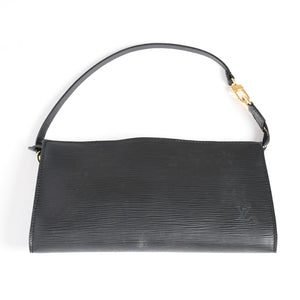 Very Good Condition LOUIS VUITTON Pochette Accessory Pouch M52942 Epi Black Gold Hardware Used 4a004180