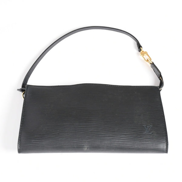 Very Good Condition LOUIS VUITTON Pochette Accessory Pouch M52942 Epi Black Gold Hardware Used 4a004180