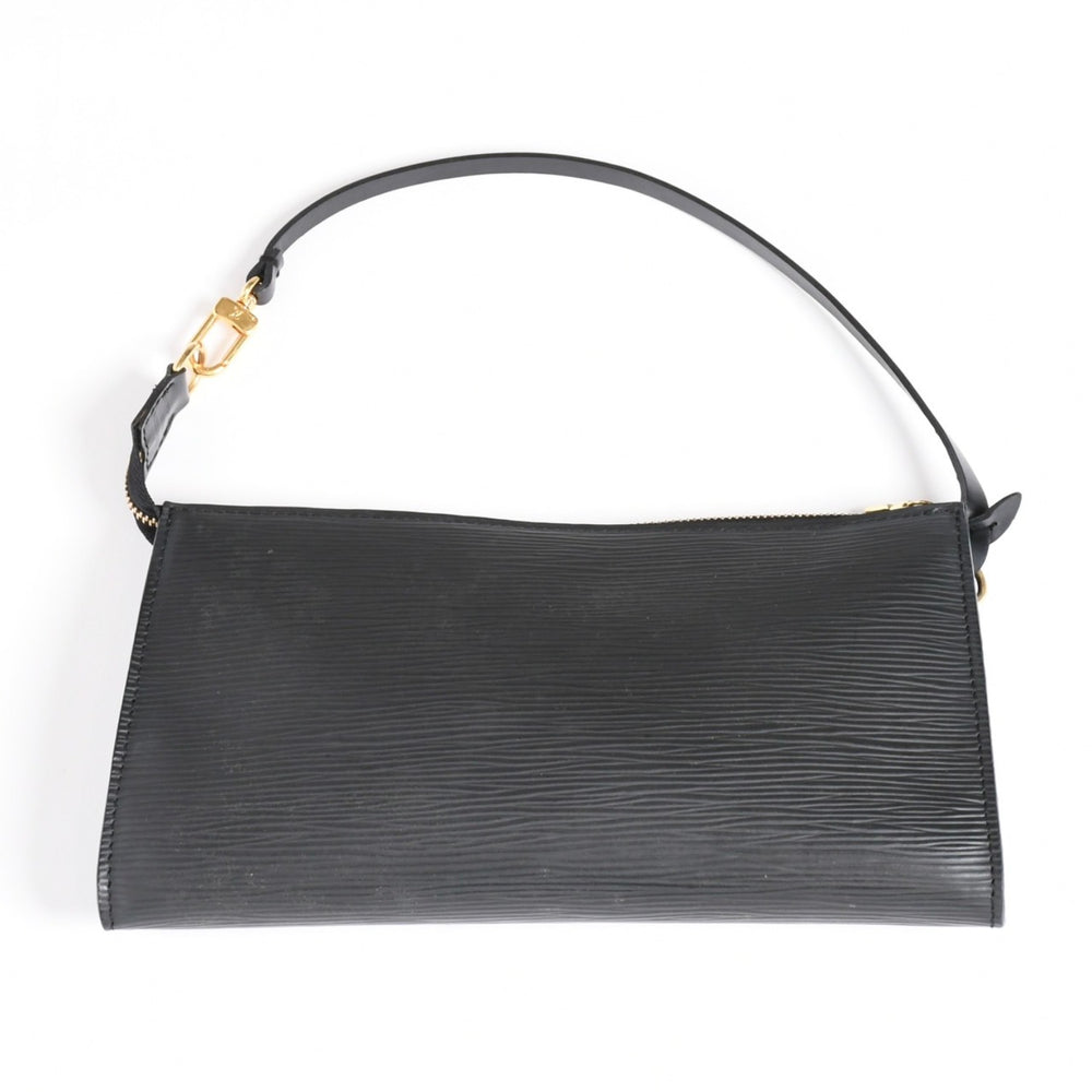 Very Good Condition LOUIS VUITTON Pochette Accessory Pouch M52942 Epi Black Gold Hardware Used 4a004180