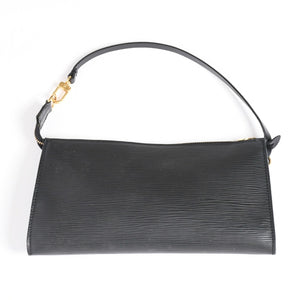 Very Good Condition LOUIS VUITTON Pochette Accessory Pouch M52942 Epi Black Gold Hardware Used 4a004180