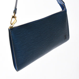極美品 LOUIS VUITTON ルイヴィトン ポシェット アクセソワール ワンショルダーバッグ M52945 エピ レザー ブルー 中古 4a004181