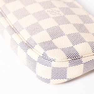 Like new LOUIS VUITTON Mini Pochette Accessory Pouch N58010 Damier Azur White Used 4a004210