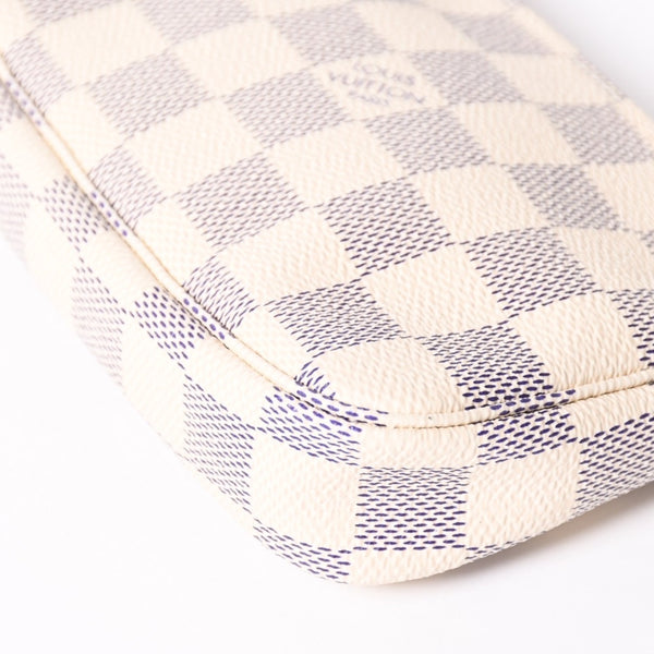 Like new LOUIS VUITTON Mini Pochette Accessory Pouch N58010 Damier Azur White Used 4a004210