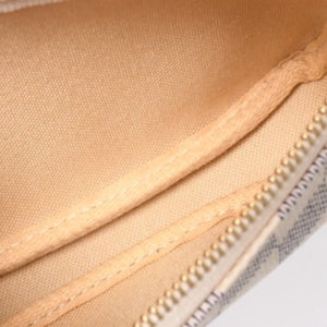 Like new LOUIS VUITTON Mini Pochette Accessory Pouch N58010 Damier Azur White Used 4a004210