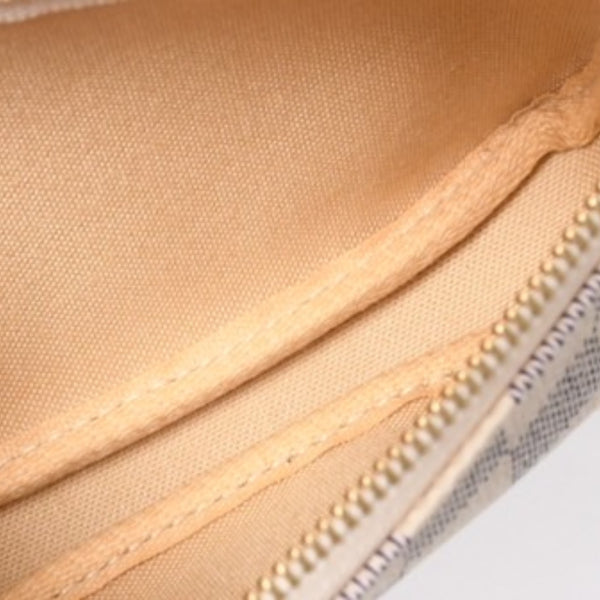 Like new LOUIS VUITTON Mini Pochette Accessory Pouch N58010 Damier Azur White Used 4a004210