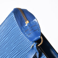 画像をギャラリービューアに読み込む, 極美品 LOUIS VUITTON ルイヴィトン ポシェット アクセソワール ワンショルダーバッグ M52945 エピ レザー ブルー 中古 4a004181