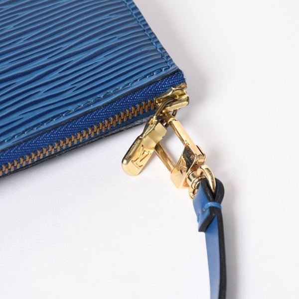極美品 LOUIS VUITTON ルイヴィトン ポシェット アクセソワール ワンショルダーバッグ M52945 エピ レザー ブルー 中古 4a004181