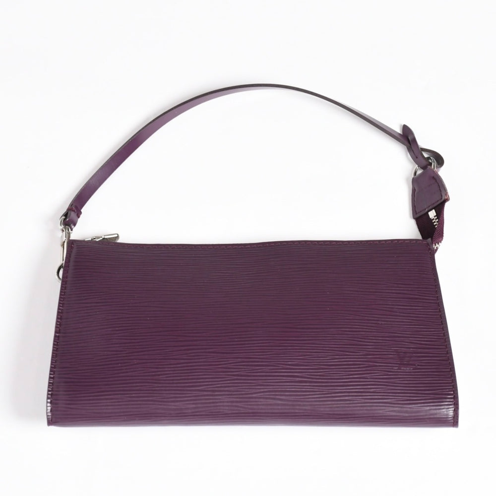 Very Good Condition LOUIS VUITTON Pochette Accessory Pouch M5298K Epi Purple Silver Hardware Used 4a004185