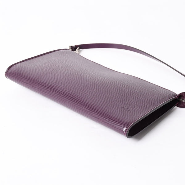 Very Good Condition LOUIS VUITTON Pochette Accessory Pouch M5298K Epi Purple Silver Hardware Used 4a004185