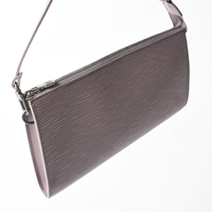 Very Good Condition LOUIS VUITTON Pochette Accessory Pouch M5294B Epi Lavender Silver Hardware Used 4a004185