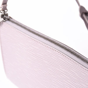 Very Good Condition LOUIS VUITTON Pochette Accessory Pouch M5294B Epi Lavender Silver Hardware Used 4a004185
