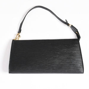 極美品 LOUIS VUITTON ルイヴィトン ポシェット アクセソワール アクセサリーポーチ M52942 エピ ブラック ゴールド金具 中古 4a004178