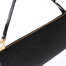 画像をギャラリービューアに読み込む, 極美品 LOUIS VUITTON ルイヴィトン ポシェット アクセソワール アクセサリーポーチ M52942 エピ ブラック ゴールド金具 中古 4a004178