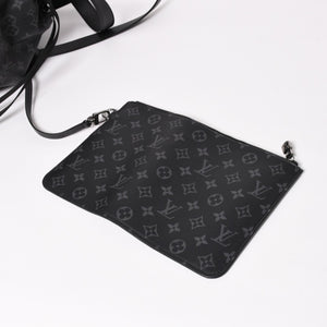Very good condition LOUIS VUITTON Monogram Eclipse Cover Light Tote Bag with Pouch M44228 Black Used 4a003978