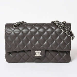 Like new CHANEL Chanel Matelasse 25 Chain Shoulder Bag A01112 16th series Coco Mark Caviar Skin Greige Used 4a004057