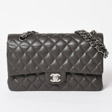 画像をギャラリービューアに読み込む, 新品同様 CHANEL シャネル マトラッセ25 チェーンショルダーバッグ A01112 16番台 ココマーク キャビアスキン グレージュ 中古 4a004057