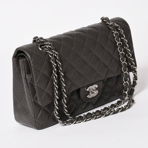 Like new CHANEL Chanel Matelasse 25 Chain Shoulder Bag A01112 16th series Coco Mark Caviar Skin Greige Used 4a004057