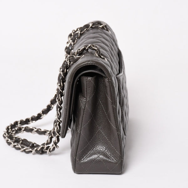 Like new CHANEL Chanel Matelasse 25 Chain Shoulder Bag A01112 16th series Coco Mark Caviar Skin Greige Used 4a004057