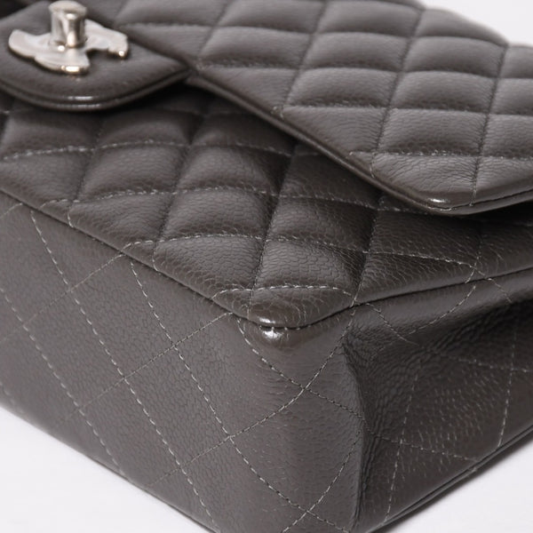 Like new CHANEL Chanel Matelasse 25 Chain Shoulder Bag A01112 16th series Coco Mark Caviar Skin Greige Used 4a004057