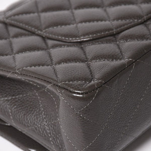 Like new CHANEL Chanel Matelasse 25 Chain Shoulder Bag A01112 16th series Coco Mark Caviar Skin Greige Used 4a004057