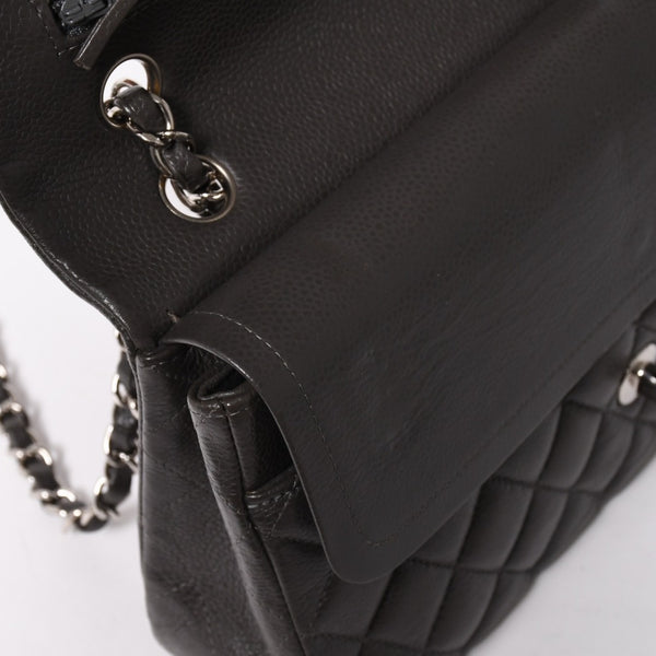 Like new CHANEL Chanel Matelasse 25 Chain Shoulder Bag A01112 16th series Coco Mark Caviar Skin Greige Used 4a004057