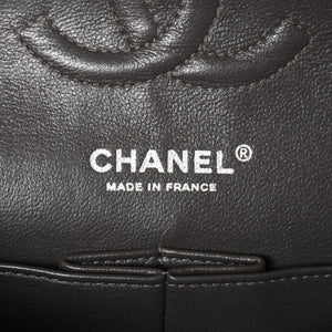 Like new CHANEL Chanel Matelasse 25 Chain Shoulder Bag A01112 16th series Coco Mark Caviar Skin Greige Used 4a004057