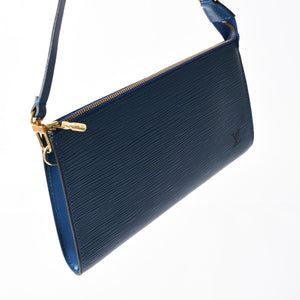 Very Good Condition LOUIS VUITTON Pochette Accessoire One Shoulder Bag M52945 Epi Leather Blue Used 4a004200