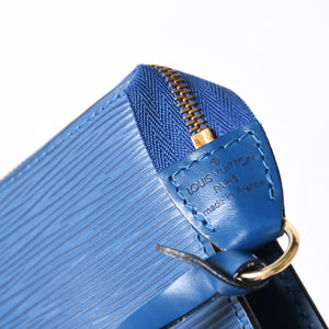 Very Good Condition LOUIS VUITTON Pochette Accessoire One Shoulder Bag M52945 Epi Leather Blue Used 4a004200