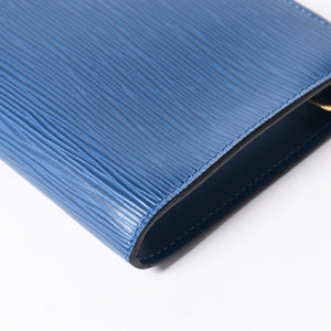 Very Good Condition LOUIS VUITTON Pochette Accessoire One Shoulder Bag M52945 Epi Leather Blue Used 4a004200