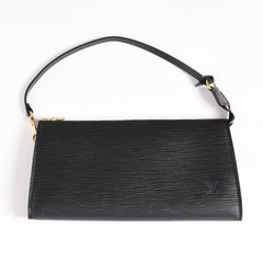 Very Good Condition LOUIS VUITTON Pochette Accessory Pouch M52942 Epi Black Gold Hardware Used 4a004217