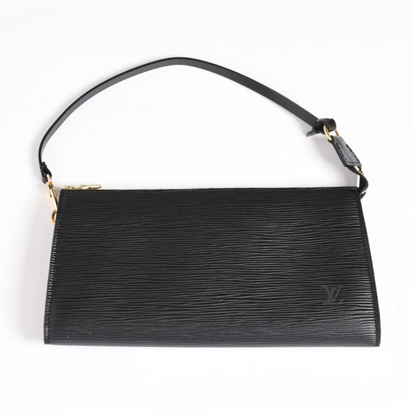 Very Good Condition LOUIS VUITTON Pochette Accessory Pouch M52942 Epi Black Gold Hardware Used 4a004217